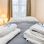Maya\'S Flats & Resorts - Old Town Dluga 72 One Storey